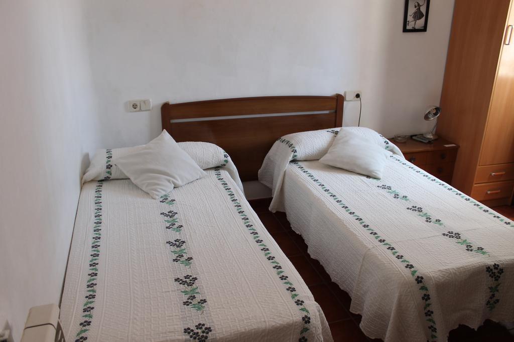Hostal Graciela Madrid Room photo