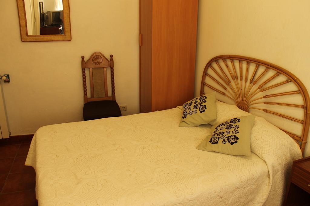 Hostal Graciela Madrid Room photo